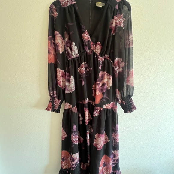 Black & Purple Floral Midi Dress Size 2 (Small) - Picture 7 of 7